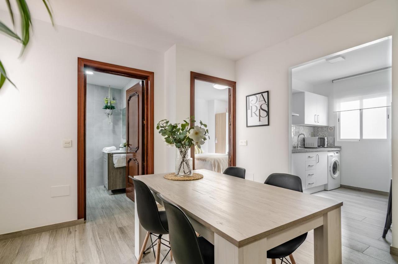 Wintowinrentals Your Home Steps From The Center Málaga Eksteriør bilde
