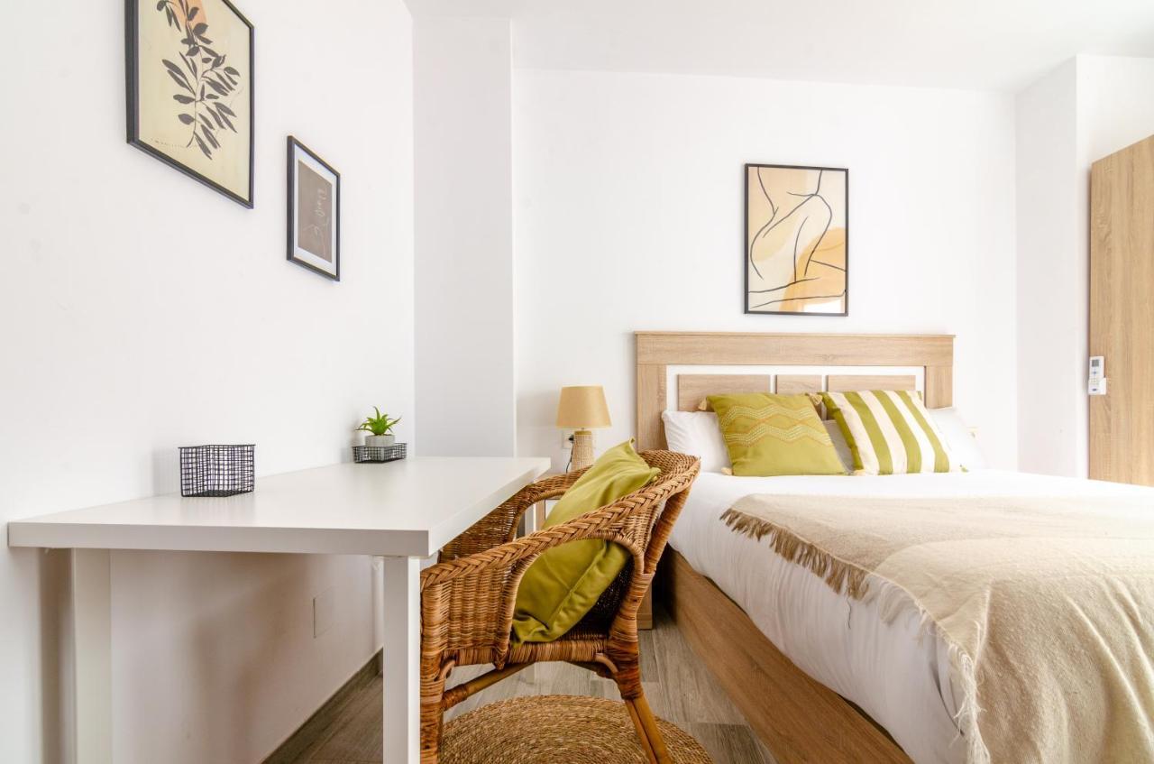 Wintowinrentals Your Home Steps From The Center Málaga Eksteriør bilde