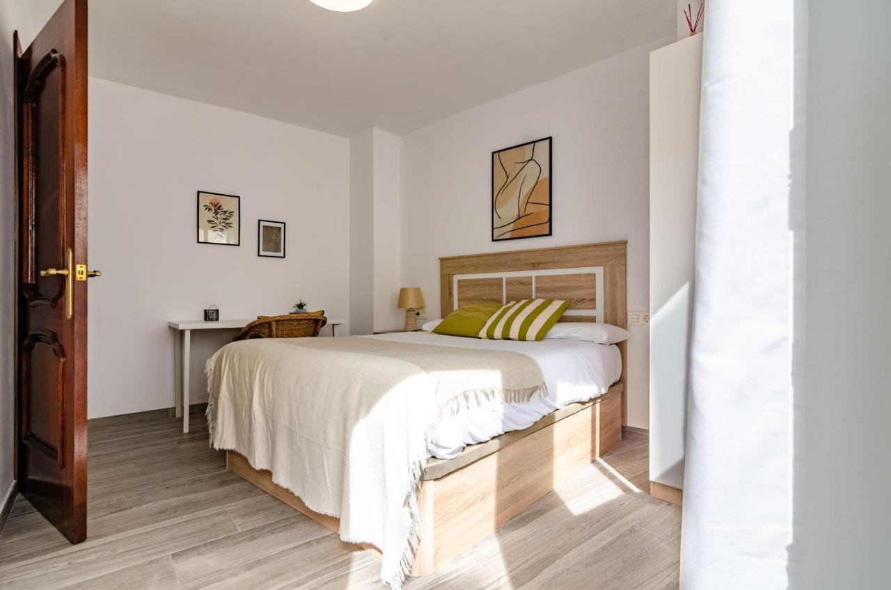 Wintowinrentals Your Home Steps From The Center Málaga Eksteriør bilde