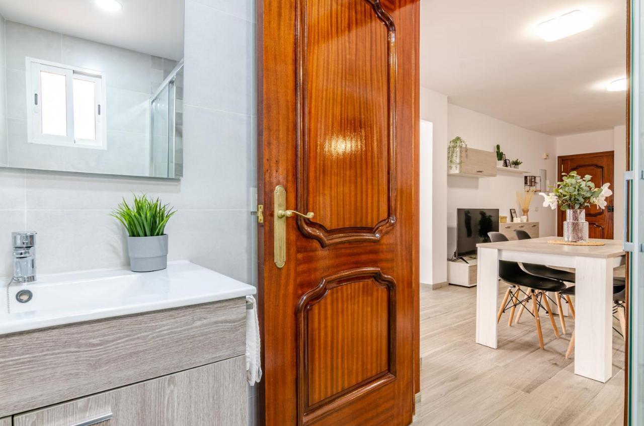 Wintowinrentals Your Home Steps From The Center Málaga Eksteriør bilde
