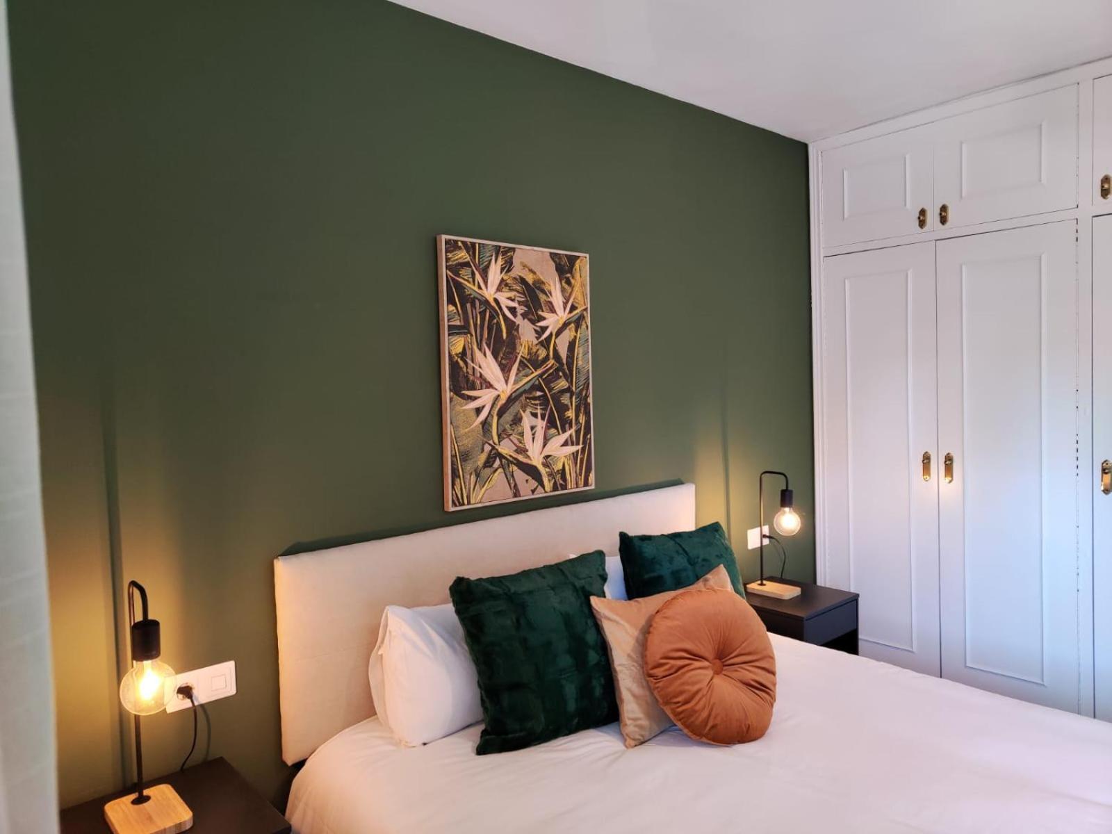 Wintowinrentals Your Home Steps From The Center Málaga Eksteriør bilde